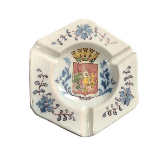 Portugal Coimbra signed hand painted Coat of Arms Ashtray 1959